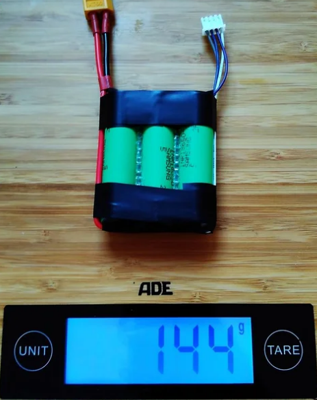 自制無(wú)人機電池